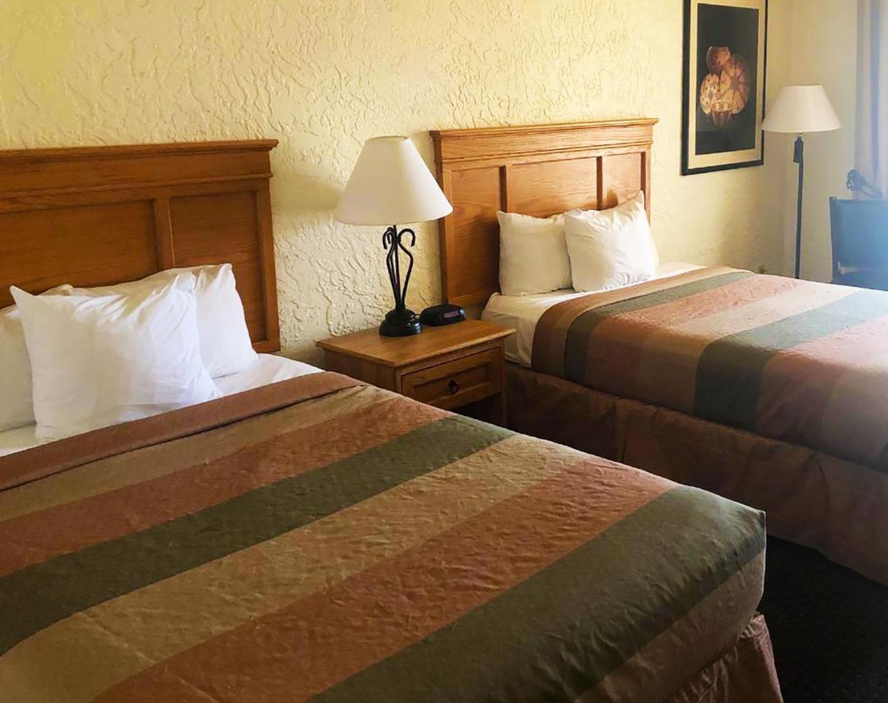 Pima Inn Suites At Talking Stick Скотсдейл Екстериор снимка